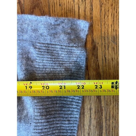 VINCE Gray 100% Cashmere Pullover Sweater Top   Women's Size XS - Picture 7 of 10